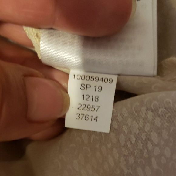 INC International Concepts Gold Cream Sleeve Blouse,zise M. - Picture 5 of 5